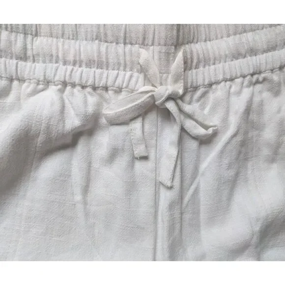 NWT Splendid White Textured Campside Shorts with Elastic Waist Sz L